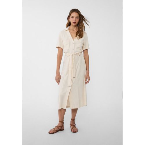 Robe chemise midi avec lin XS - Stradivarius - Modalova