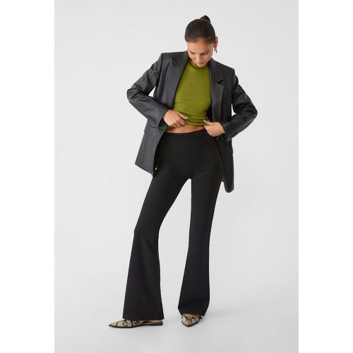 Pantalon flare maille uni M - Stradivarius - Modalova