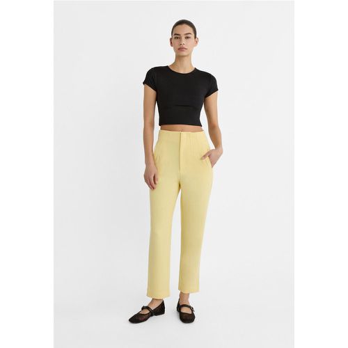 Pantalon habillé à pinces 32 - Stradivarius - Modalova