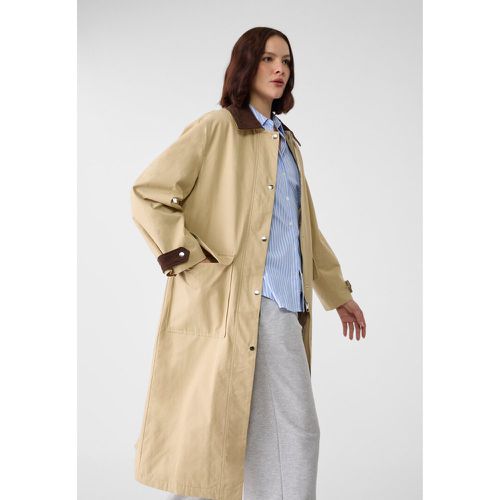 Parka longue matelassée à col en velours côtelé XS - Stradivarius - Modalova