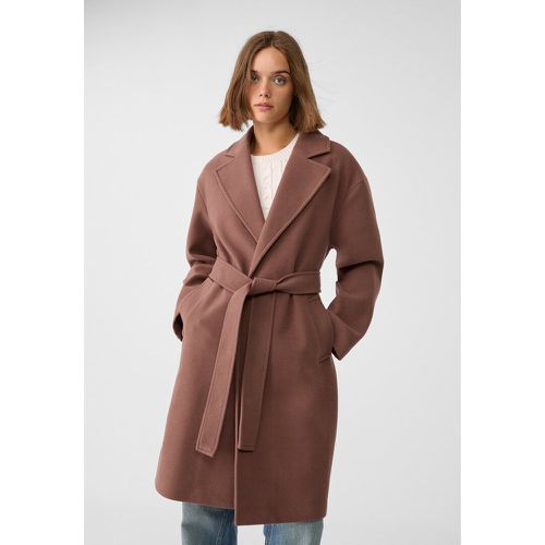 Manteau doux avec ceinture L - Stradivarius - Modalova