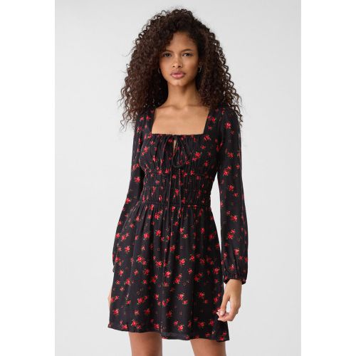 Robe courte fluide à imprimé floral XS - Stradivarius - Modalova