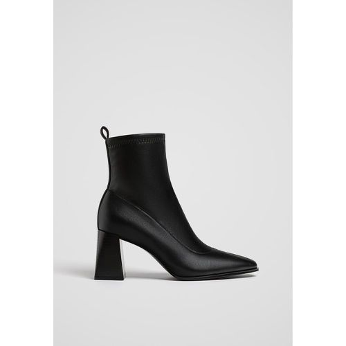 Bottines à talon élastiquées 40 - Stradivarius - Modalova