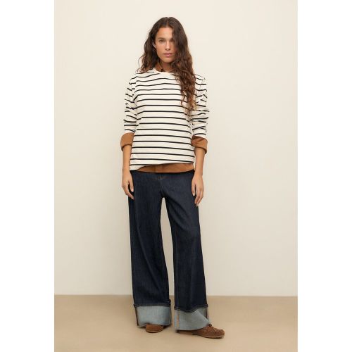 Jean large détail dans le bas 32 - Stradivarius - Modalova