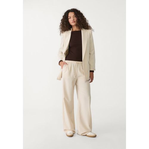 Pantalon fluide à rayures XS - Stradivarius - Modalova