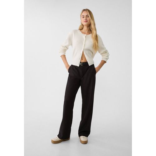 Pantalon fluide droit habillé avec ceinture 32 - Stradivarius - Modalova