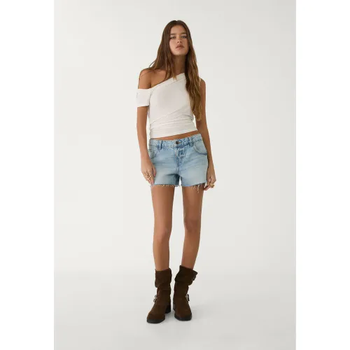 T-shirt col asymétrique Écru XS - Stradivarius - Modalova
