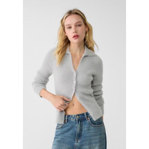Veste avec boutons en fausse fourrure XS - Stradivarius - Modalova
