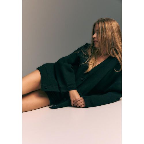 Veste en maille regular à boutons XS-S - Stradivarius - Modalova