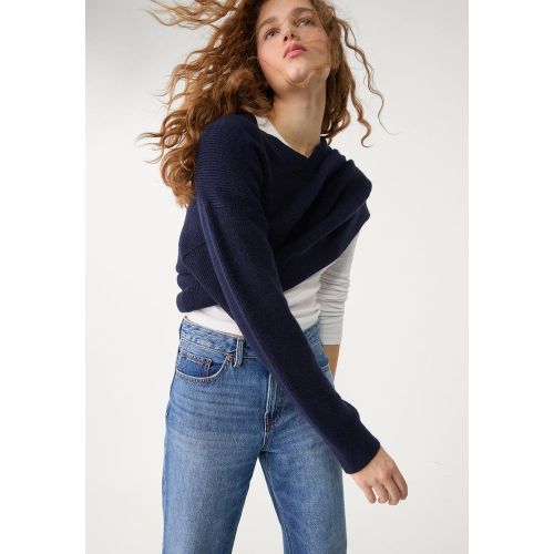 Pull col en V feutré XS - Stradivarius - Modalova