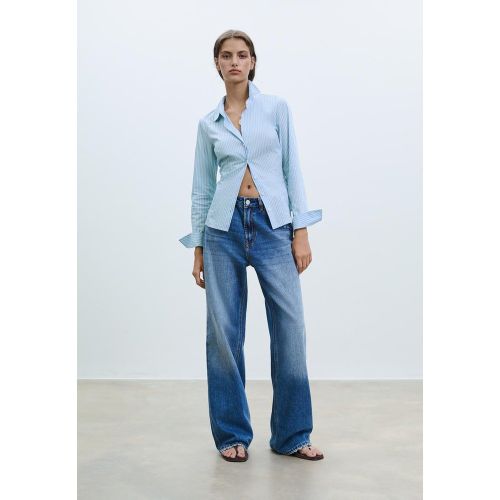 Chemise basique fitted rayée XS - Stradivarius - Modalova