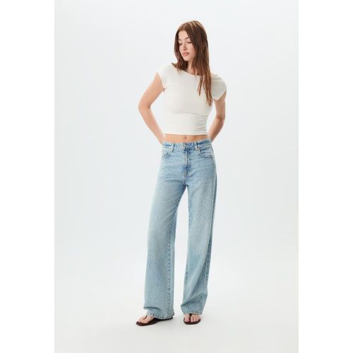 Jean regular brillants DENIM BLEU MOYEN DÉLAVÉ 32 - Stradivarius - Modalova