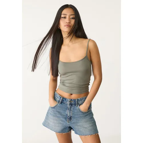 Shorts en jean taille moyenne DENIM BLEU MOYEN DÉLAVÉ 32 - Stradivarius - Modalova