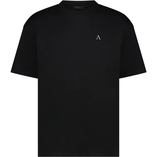 Aeden - Tops > T-Shirts - Black - Aeden - Modalova