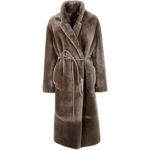 Jackets > Faux Fur & Shearling Jackets - - Blancha - Modalova