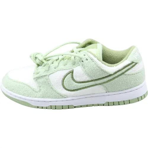 Nike - Shoes > Sneakers - Green - Nike - Modalova