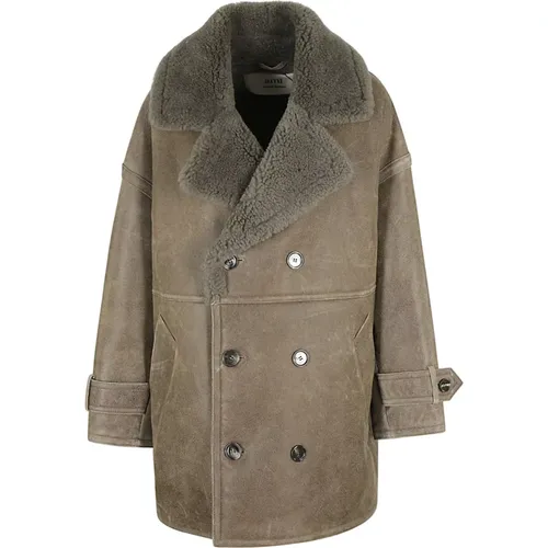 Jackets > Faux Fur & Shearling Jackets - - Ami Paris - Modalova