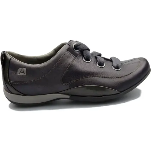 Clarks - Shoes > Sneakers - Gray - Clarks - Modalova