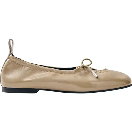 Shoes > Flats > Ballerinas - - ALOHAS - Modalova