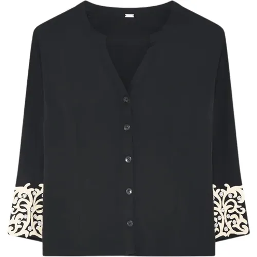 Blouses & Shirts > Shirts - - Gustav - Modalova