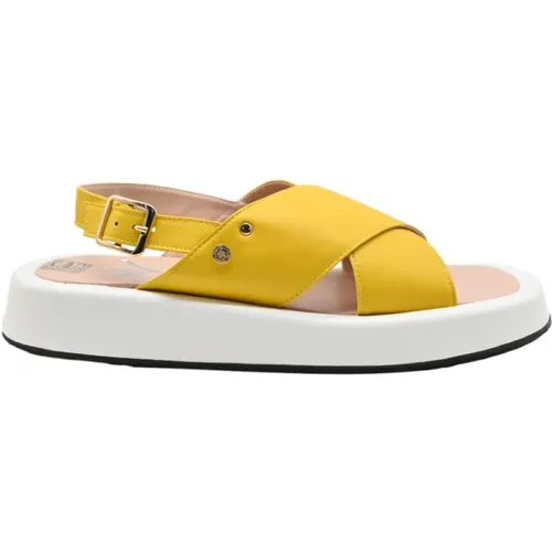 Shoes > Sandals > Flat Sandals - - Manila Grace - Modalova