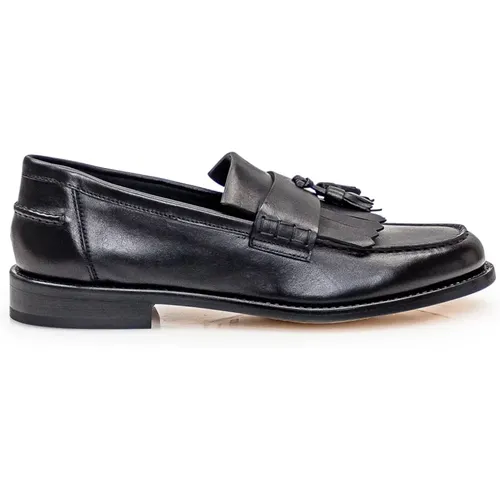 Shoes > Flats > Loafers - - Doucal's - Modalova