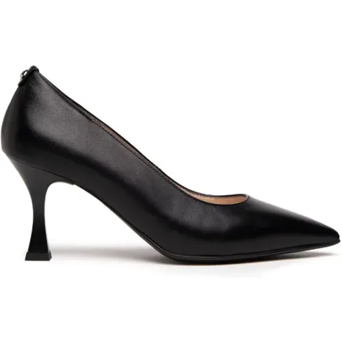 Shoes > Heels > Pumps - - Nerogiardini - Modalova