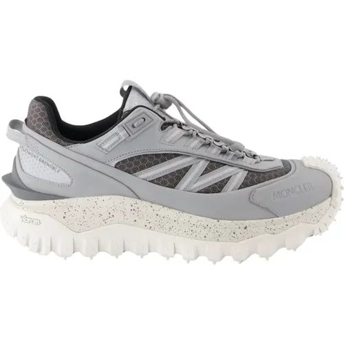 Moncler - Shoes > Sneakers - Gray - Moncler - Modalova