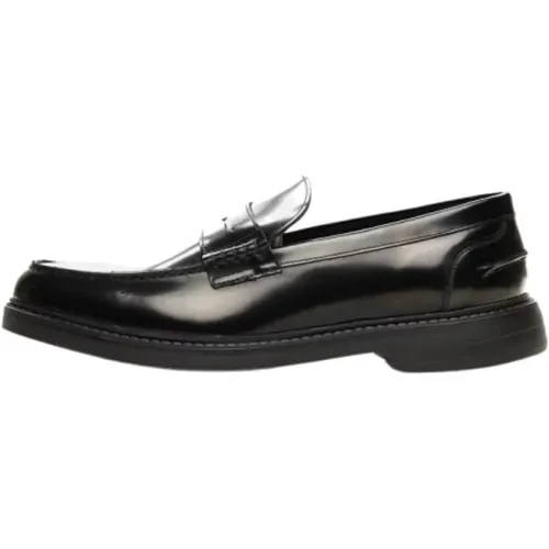 Shoes > Flats > Loafers - - Poche Paris - Modalova