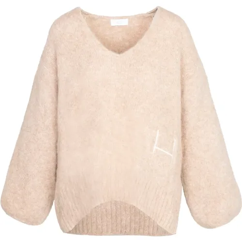 Knitwear > V-neck Knitwear - - Hést - Modalova