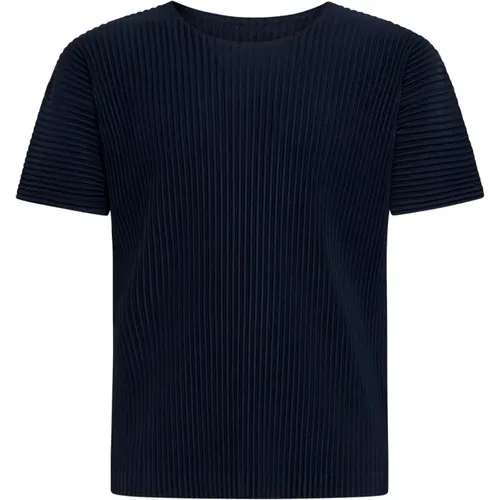 Tops > T-Shirts - - Issey Miyake - Modalova