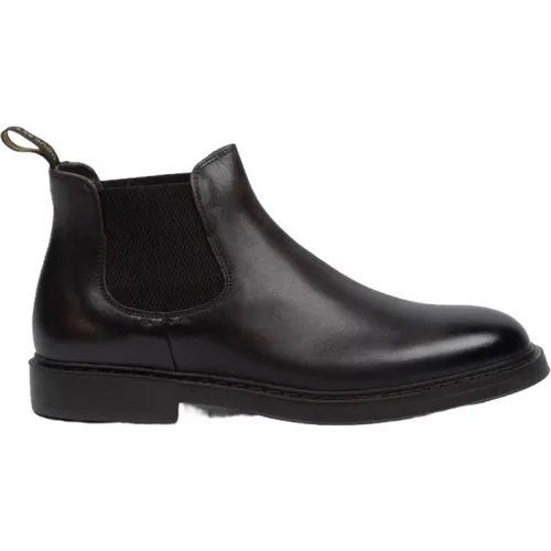 Shoes > Boots > Chelsea Boots - - Doucal's - Modalova