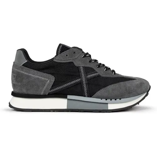 Munich - Shoes > Sneakers - Black - Munich - Modalova