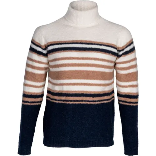 Knitwear > Turtlenecks - - Irish Crone - Modalova