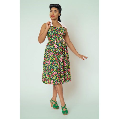 Waverly Strawberry Patch Swing Dress en - collectif clothing - Modalova
