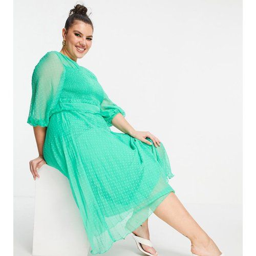 ASOS DESIGN Curve - Robe mi-longue plissée avec fronces et plumetis - émeraude - ASOS Curve - Modalova
