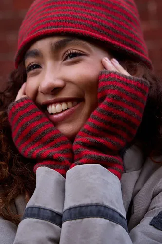 Gants UO Courtney par en taille: TAILLE UNIQUE - Urban Outfitters - Modalova