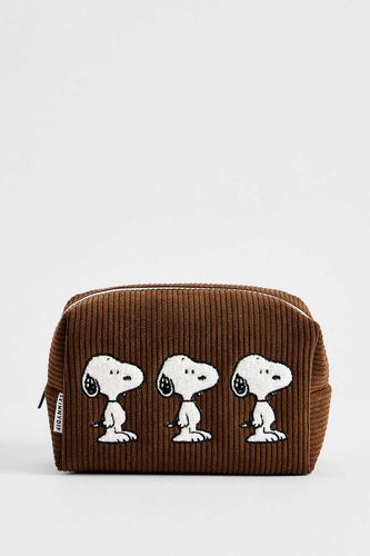 Trousse de maquillage UO Snoopy marron en velours côtelé par en taille: TAILLE UNIQUE - Urban Outfitters - Modalova