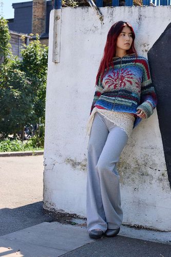 Sweat à capuche en tricot jacquard chiné UO par en taille: XS - Urban Outfitters - Modalova