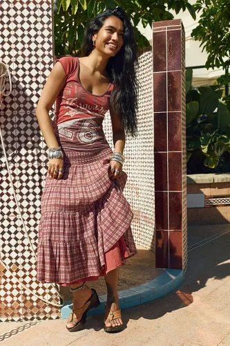 Jupe midi à carreaux froissés Bea en taille: XL - Kimchi Blue - Modalova