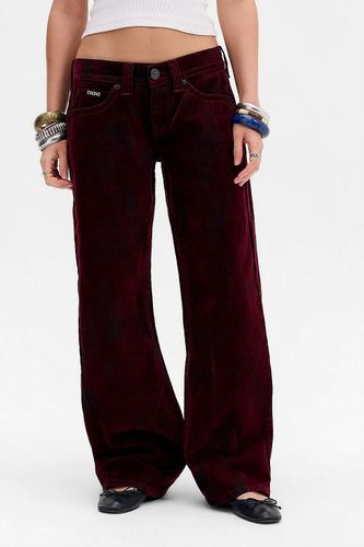 Jean Kayla floqué en taille: 26 l 32 L - BDG - Modalova