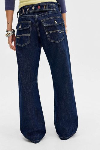 Jeans droits à torsade Kayla taille: 24 l 32L - BDG - Modalova