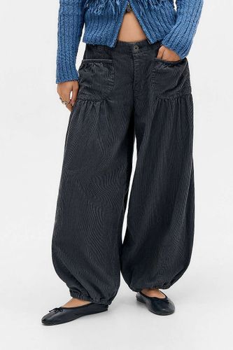 Pantalon ballon en velours côtelé Melony en taille: XS - BDG - Modalova