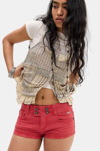 Mini-short en denim Billie en taille: 32 - BDG - Modalova