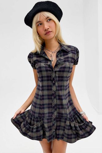 Robe chemise à basque à carreaux en taille: Small - Kimchi Blue - Modalova
