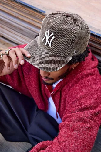 Casquette Hitch NY Yankees en velours côtelé marron '47 Brand par '47 Brand en taille: TAILLE UNIQUE - ’47 Brand - Modalova