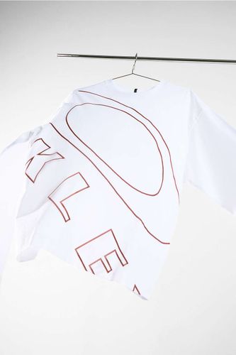 T-shirt graphique à manches longues UO Exclusive Bark Ellipse en taille: XS - Oakley - Modalova