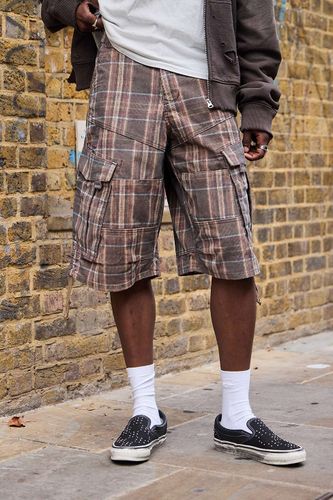 Short Cadet en velours côtelé à carreaux marron en taille: 30 - Jaded London - Modalova