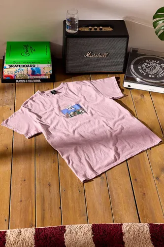 T-shirt graphique UO Holy Cow par en taille: XS - Urban Outfitters - Modalova