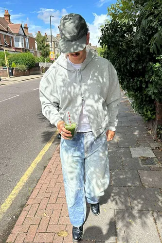 Sweat à capuche zippé doublé en fourrure synthétique gris en taille: XS - Loom - Modalova